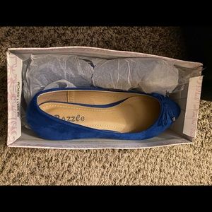 Brand NEW Pazzle Blue Flats